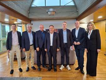 Συνεργασία κυβέρνησης και TUI για την τουριστική ανάπτυξη Θεσσαλονίκης και Λήμνου