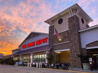 Home Depot: Κερδοφορία άνω των προβλέψεων στο τρίμηνο αλλά προειδοποιεί για κάμψη πωλήσεων