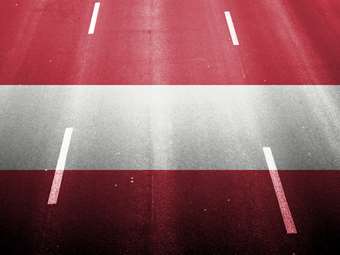 Να σκοτώσει "όσους περισσότερους μπορούσε" έξω από τη συναυλία της Τέιλορ Σουίφτ στη Βιέννη σκόπευε ο 19χρονος τζιχαντιστής από τη Βόρεια Μακεδονία