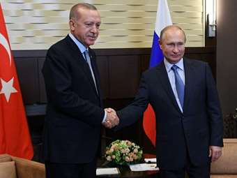 Τουρκία: Ο Ερντογάν υπερασπίζεται τον Πούτιν μετά την καταγγελία της αντιπολίτευσης περί "ανάμιξης" της Ρωσίας