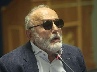 Π. Κουρουμπλής: Πολυμηνυματική η παρέμβαση Α. Τσίπρα