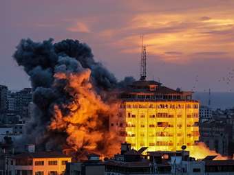 Ο Παλαιστίνιος πρεσβευτής στα Ηνωμένα Έθνη ζητά να σταματήσει ένα "έγκλημα κατά της ανθρωπότητας" από το Ισραήλ