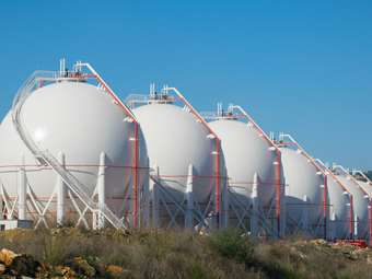 Ρωσία και Αίγυπτος συζητούν την κατασκευή τερματικών LNG στο Κάιρο