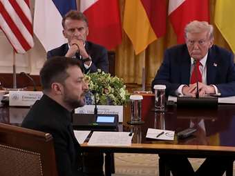 Ο Τραμπ "ζυγίζει" τις επιλογές του καθώς λήγει η προθεσμία για ειρήνη στην Ουκρανία