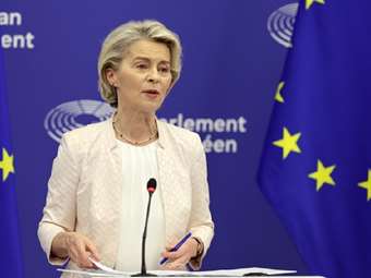 Η Φον ντερ Λάιεν αποδέχεται την παραίτηση Μπρετόν και τον ευχαριστεί για το έργο του