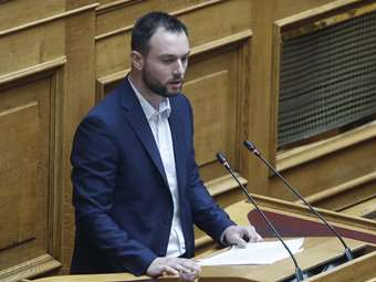 Κ. Φλώρος: Ο ανεξάρτητος βουλευτής, εκλεγμένος με τους "Σπαρτιάτες", δηλώνει στη διάθεση της Δικαιοσύνης