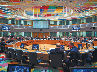 Με δημοσιονομικές περικοπές ξεκινά η εφαρμογή του νέου συμφώνου Σταθερότητας