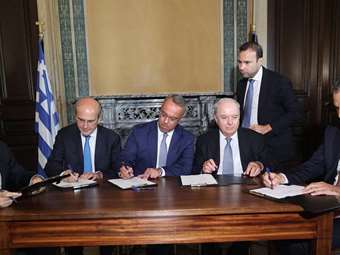 Υπεγράφη η νέα σύμβαση παραχώρησης της Αττικής Οδού