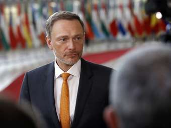 Γερμανία: Ο Λίντνερ του FPD ζητά να προκηρυχθούν άμεσα πρόωρες εκλογές