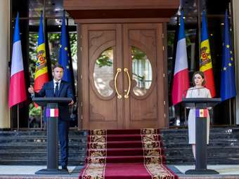 Αμυντική συνεργασία Γαλλίας - Μολδαβίας με το βλέμμα στη Ρωσία