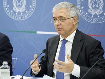 Ιταλία: Η κυβέρνηση στηρίζει τον πρώην ΥΠΟΙΚ Ντανιέλε Φράνκο για το εκτελεστικό συμβούλιο της ΕΚΤ