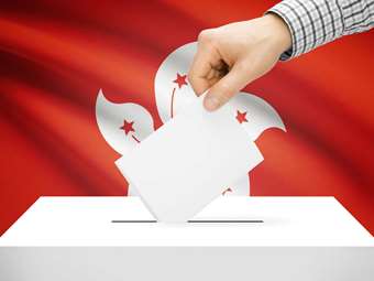 Χονγκ Κονγκ: Σε πολύ χαμηλό επίπεδο η συμμετοχή στις εκλογές στον απόηχο της πολύνεκρης πυρκαγιάς