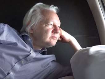 Ισπανία: Οι δικηγόροι του Ασάνζ ζητούν 20ετή κάθειρξη σε επικεφαλής εταιρείας ασφαλείας που τον κατασκόπευε