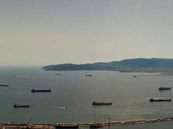 Το Ιράν απειλεί με οικονομικό πόλεμο τη Δύση