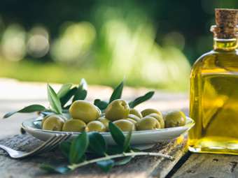 Ο τομέας του ελαιολάδου αναζητεί λύσεις για να αντιμετωπίσει την κλιματική αλλαγή