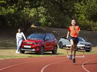 Δείτε πόσο χρόνο περνούν οι γονείς σε μετακινήσεις των παιδιών τους
