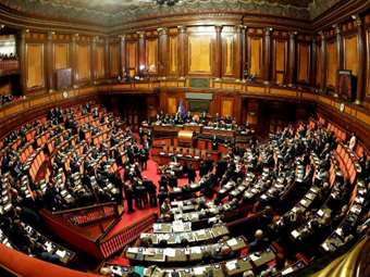 Ιταλία: Η απόκτηση παιδιών πρέπει να είναι η κύρια αποστολή των γυναικών, λέει η γερουσιαστής Μενούνι του κυβερνώντος κόμματος