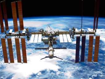 NASA: Eξετάζει το ενδεχόμενο να επισπεύσει την επιστροφή του πληρώματος του Διεθνούς Διαστημικού Σταθμού λόγω ιατρικού ζητήματος