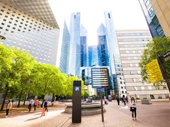 Ευρωζώνη: Διπλάσια από ό,τι είχε εκτιμηθεί η ανάπτυξη στο α' τρίμηνο - Στο 0,6% με ώθηση από Ιρλανδία