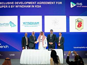 Super 8 by Wyndham: Συμφωνία-μαμούθ 100 ξενοδοχείων στη Σαουδική Αραβία