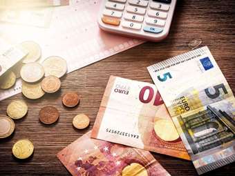 Σε αδιέξοδο χιλιάδες επιχειρήσεις με λάθη στην επιστρεπτέα