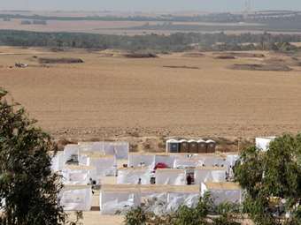 Γάζα: Η εφημερίδα Haaretz κατηγορεί τον ισραηλινό στρατό ότι πυροβολεί στα τυφλά κατά αμάχων στον διάδρομο της Νετζαρίμ