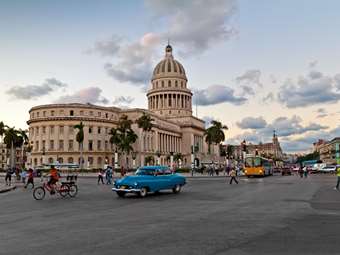 Κούβα: 21 παιδιά και έφηβοι ανάμεσα στους 30 και πλέον νεκρούς εξαιτίας ταυτόχρονων επιδημιών