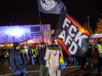 Γερμανία: Διαδηλώσεις σε πολλές πόλεις με αίτημα την απαγόρευση της ακροδεξιάς AfD