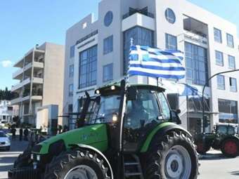 Κλιμακώνουν τις κινητοποιήσεις τους oι αγρότες της Αιγιάλειας