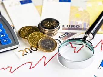 Ισχυρή αύξηση 8,1% στα έσοδα των νοικοκυριών στα 41,93 δισ. ευρώ