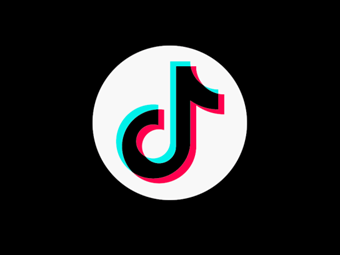 TikTok: Ο Τραμπ αναβάλλει κατά 75 ημέρες την εφαρμογή του νόμου που απαγορεύει τη λειτουργία του μέσου στη χώρα
