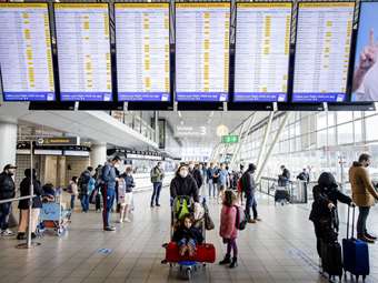 Ολλανδία: Αεροπορικές εταιρίες προσφεύγουν στη δικαιοσύνη κατά της μείωσης των πτήσεων στο αεροδρόμιο Σίπχολ