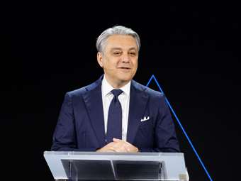 Πόσα θα παίρνει στο χώρο της μόδας ο πρώην CEO της Renault