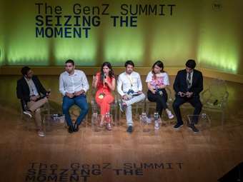 Οικονομικό Φόρουμ Δελφών: Είναι η GenZ μία απολιτίκ γενιά που φέρνει το νέο τρόπο πολιτικής;