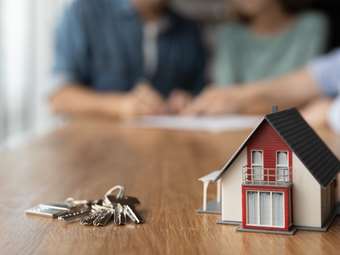 Διαμεσολάβηση στην αγορά στεγαστικών δανείων - Η νέα τάση που ανεβάζει στροφές