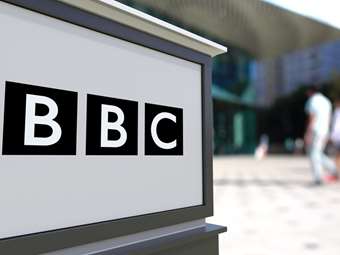Το BBC ανακάλυψε μια τυπικά βρετανική εταιρεία που μεταδίδει την προπαγάνδα της Ρωσίας στον αραβικό κόσμο