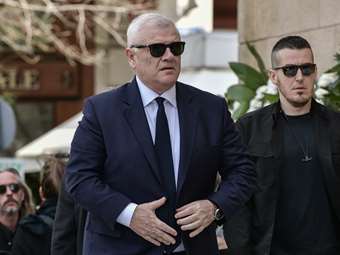 Αποχωρεί από την ΑΕΚ ο Δ. Μελισσανίδης - Την παραδίδει στον εφοπλιστή Μάριο Ηλιόπουλο
