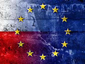 Η Κομισιόν επιβεβαίωσε ότι η Πολωνία πληροί τους όρους για να λάβει κονδύλια ύψους 76 δισ. ευρώ