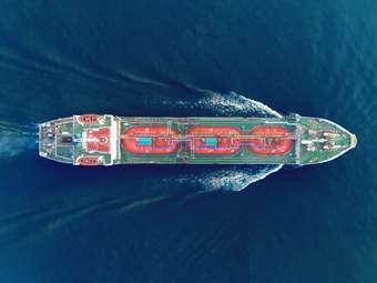 Βρετανία: Στοχοποιεί 135 δεξαμενόπλοια του "σκιώδους στόλου" της Ρωσίας με νέες κυρώσεις