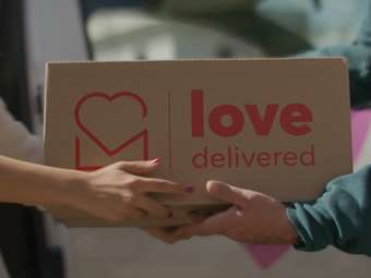 Delivery αλληλεγγύης, εθελοντισμού και κοινωνικής στήριξης από το efood