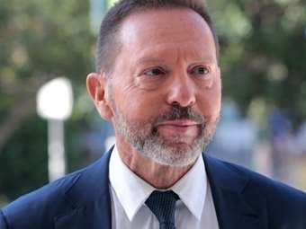 Ο Γ. Στουρνάρας "βλέπει" την πρώτη μείωση των επιτοκίων της ΕΚΤ τον Ιούνιο – Bloomberg