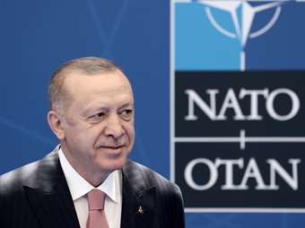 Σκληρό παζάρι μέχρι τέλους από τον Ερντογάν ενόψει της Συνόδου του Βίλνιους