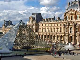 Λούβρο: Το προσωπικό ψήφισε να παρατείνει την απεργία - Η διεύθυνση  ανακοίνωσε πως το μουσείο λειτουργεί εν μέρει