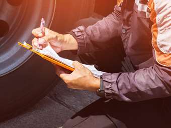 Αυτοκίνητα στην Ελλάδα: Τυχαίος έλεγχος αποκάλυψε ένα μεγάλο πρόβλημα