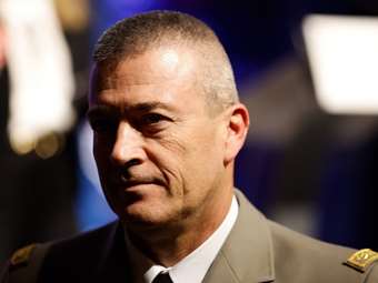 Αρχηγός ΓΕΕΘΑ Γαλλίας: Η Ευρώπη είτε θα αποκτήσει "σκληρή ισχύ" είτε θα βρεθεί να την κυνηγούν σαν άγριο ζώο