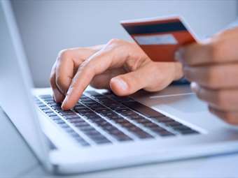 Έρευνα Visa: 8 στους 10 νέους επιλέγουν τις ψηφιακές πληρωμές στην Ελλάδα