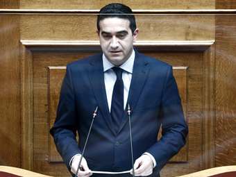 Υποψήφιος για την ηγεσία του ΠΑΣΟΚ και ο Μιχάλης Κατρίνης