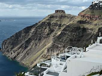 Έκτακτη χρηματοδότηση 850.000 ευρώ σε Σαντορίνη, Αμοργό, Ίο και Ανάφη - Περιοδεία Β. Σπανάκη