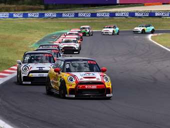 Τρομακτικό ατύχημα σε ιταλικό αγώνα με Mini (video)