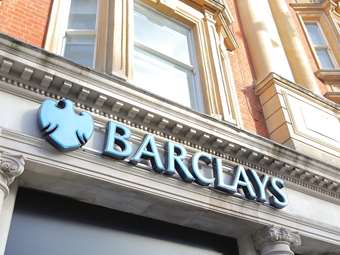 Barclays: "Άλμα" 23% στην κερδοφορία α' εξαμήνου - Νέο πρόγραμμα επαναγοράς μετοχών 1,3 δισ. δολ.
